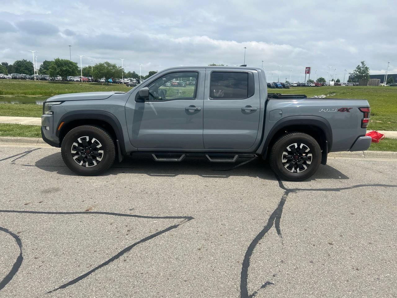 Used 2023 Nissan Frontier PRO-4X AWD/4WD image 6