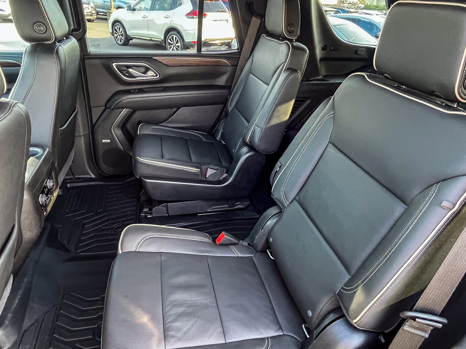 Used 2021 Chevrolet Tahoe Premier image 17