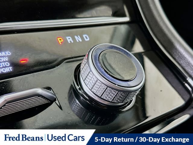 Used 2023 Jeep Grand Cherokee Limited AWD/4WD image 19