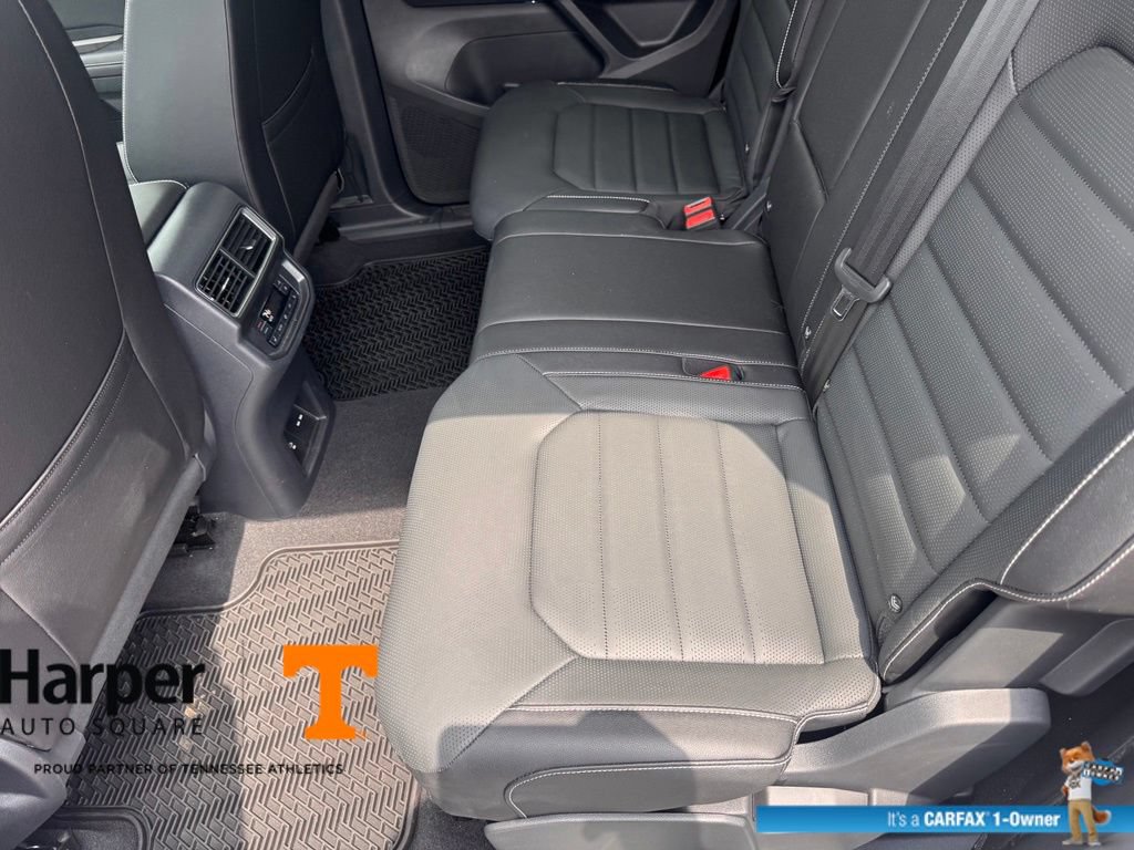 Used 2025 Volkswagen Atlas SEL AWD/4WD image 10