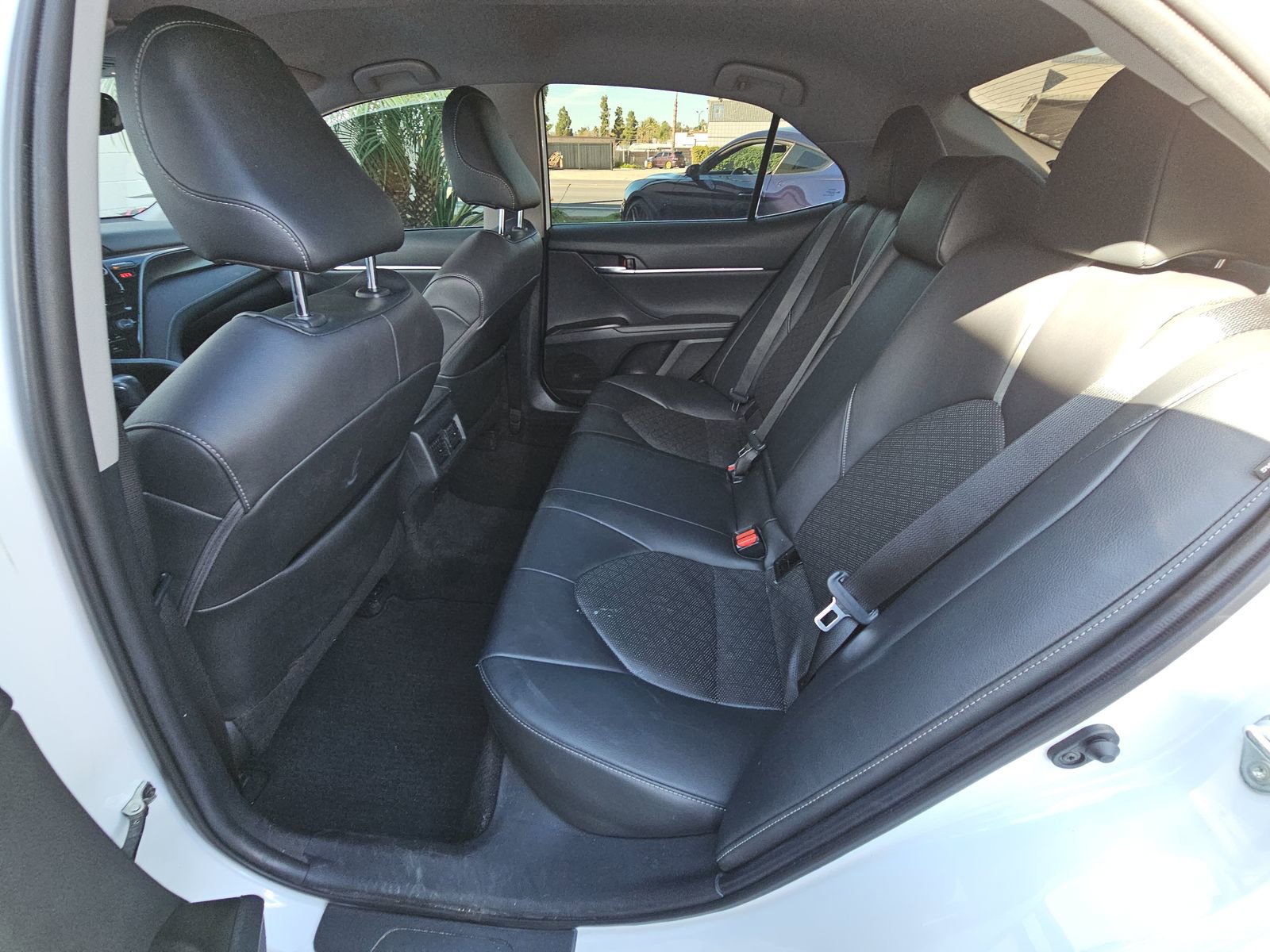 Used 2021 Toyota Camry XSE image 12