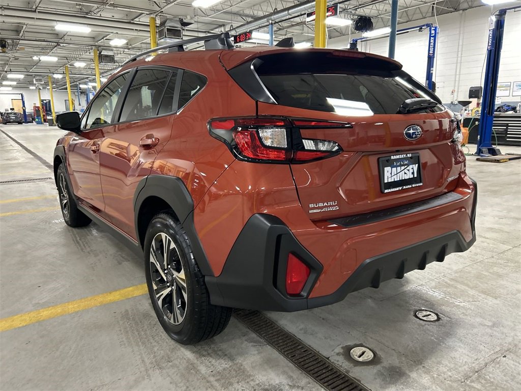 Certified 2025 Subaru Crosstrek 2.0i Premium image 6