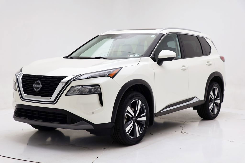 Used 2023 Nissan Rogue SL AWD/4WD image 2