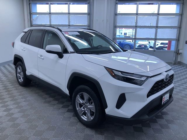 Certified 2025 Toyota RAV4 XLE w/ Convenience Package image 36