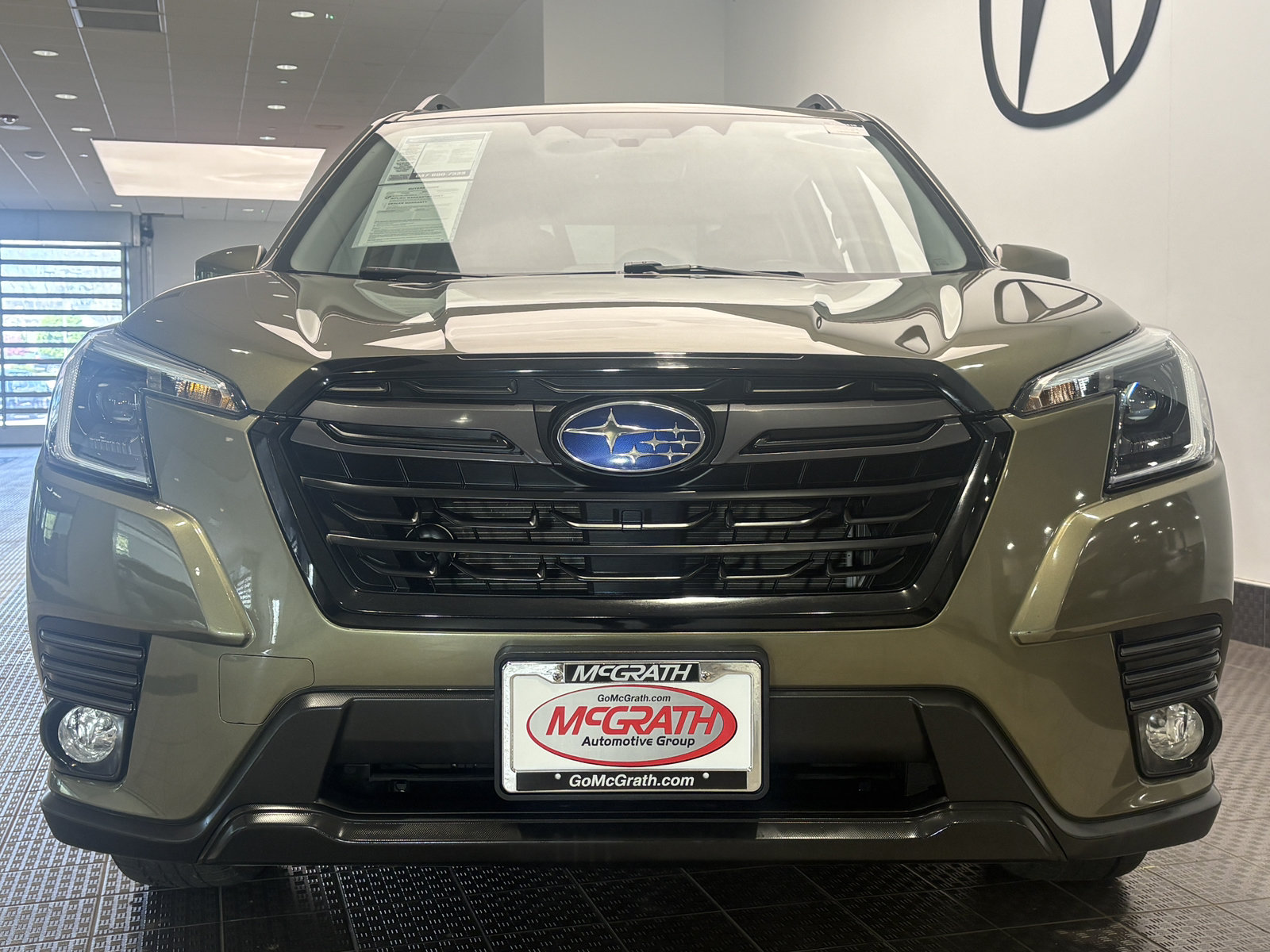 Used 2023 Subaru Forester Limited AWD/4WD image 3