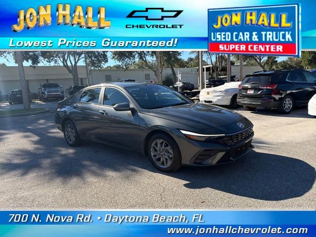 Used 2024 Hyundai Elantra SEL image 15