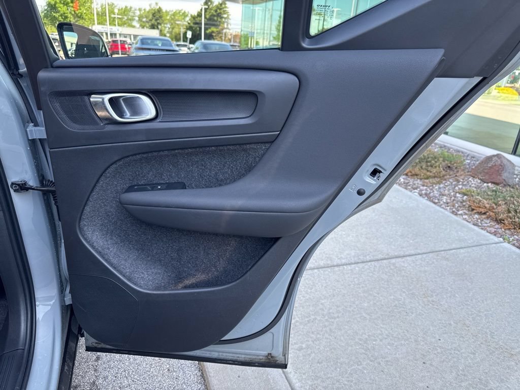 Certified 2026 Volvo XC40 B5 Ultra w/ Climate Package AWD/4WD image 17