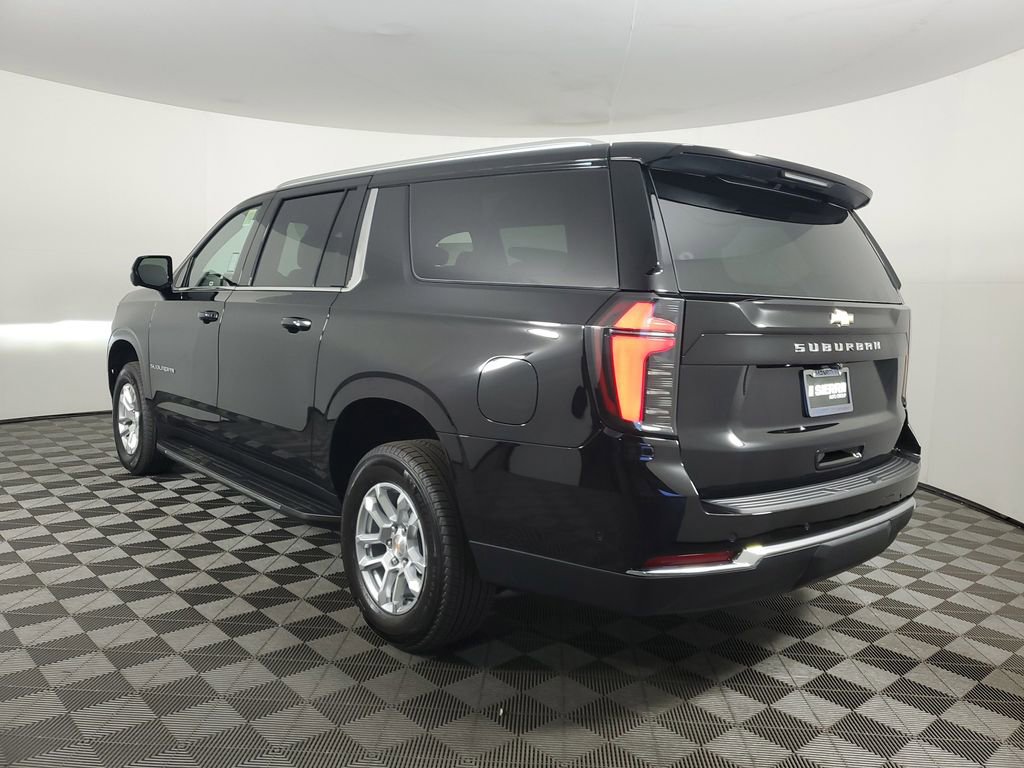 New 2026 Chevrolet Suburban LS image 6