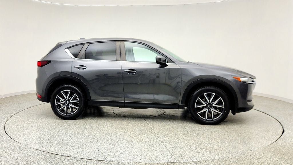 Used 2018 MAZDA CX-5 Touring FWD image 4