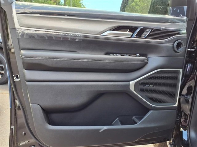 New 2025 Jeep Wagoneer 4WD image 13