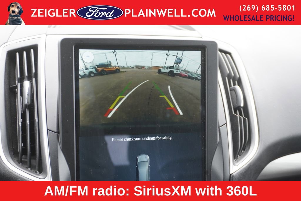 Used 2024 Ford Edge SEL w/ Convenience Package image 2