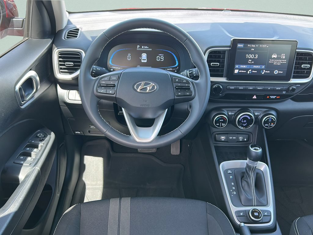 Used 2026 Hyundai Venue SEL FWD image 12