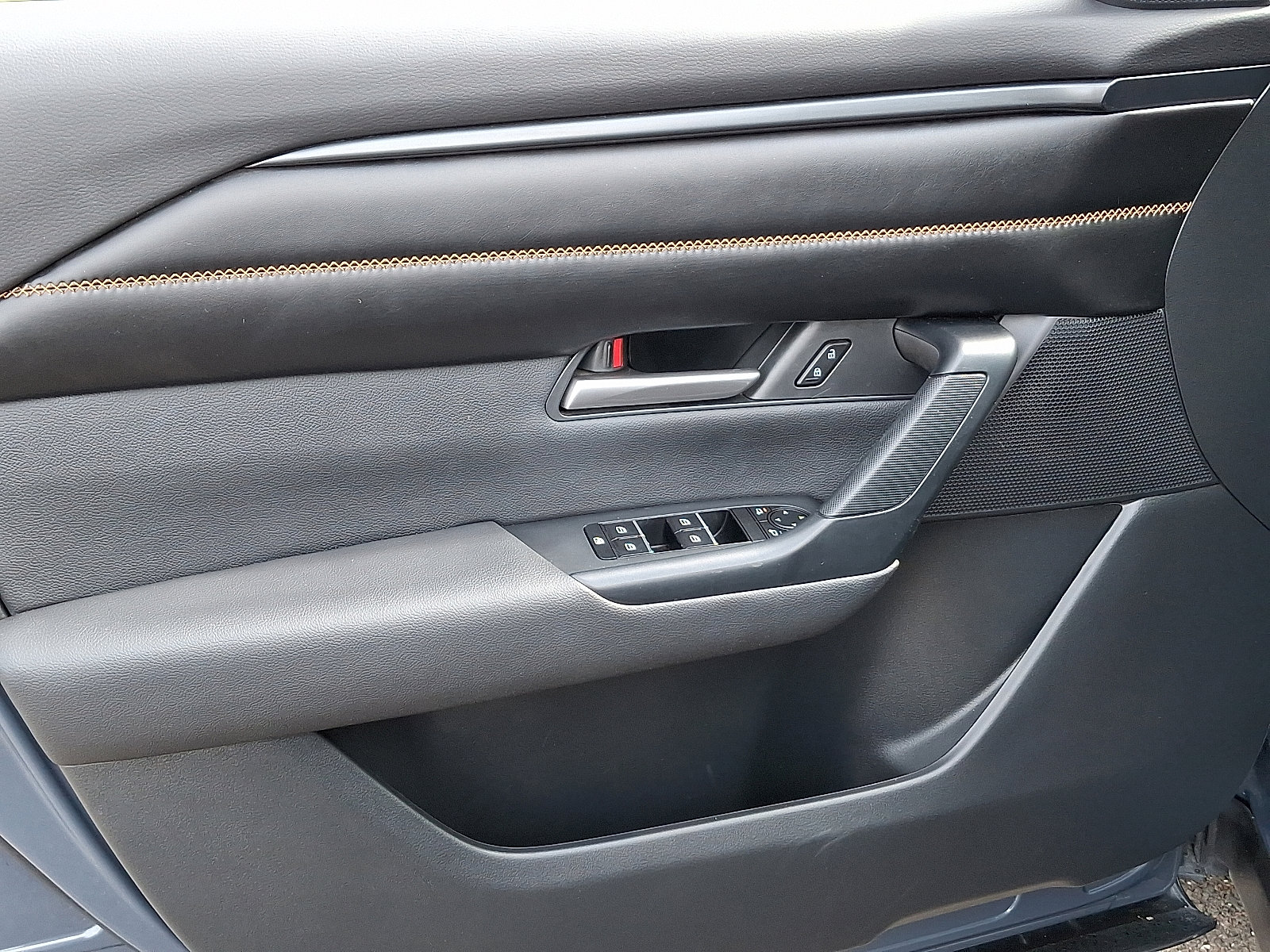 Used 2024 MAZDA CX-50 AWD 2.5 Turbo image 12