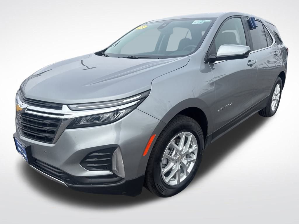 Used 2024 Chevrolet Equinox LT image 3