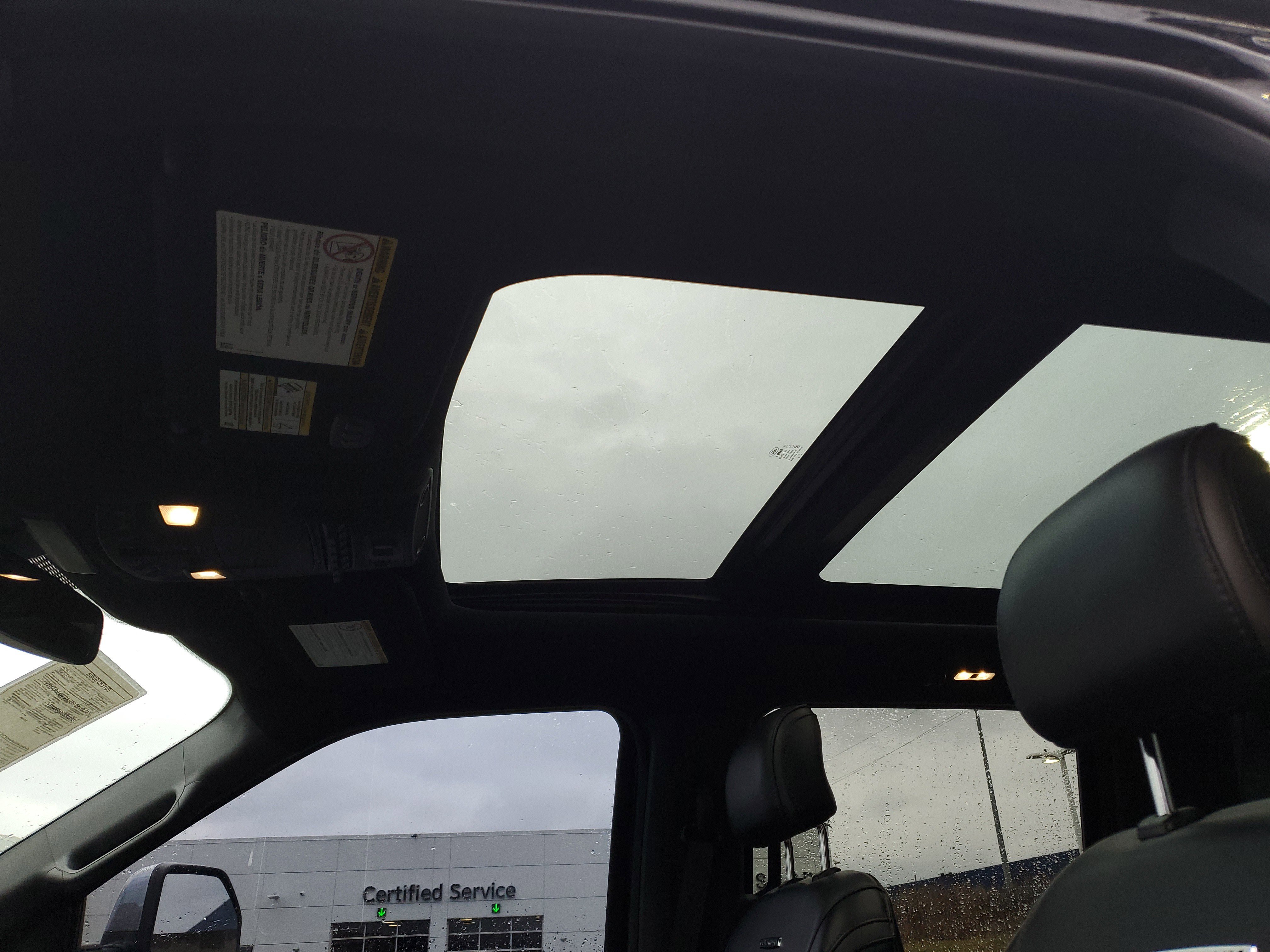 Used 2017 Ford F250 Platinum w/ Platinum Ultimate Package image 27