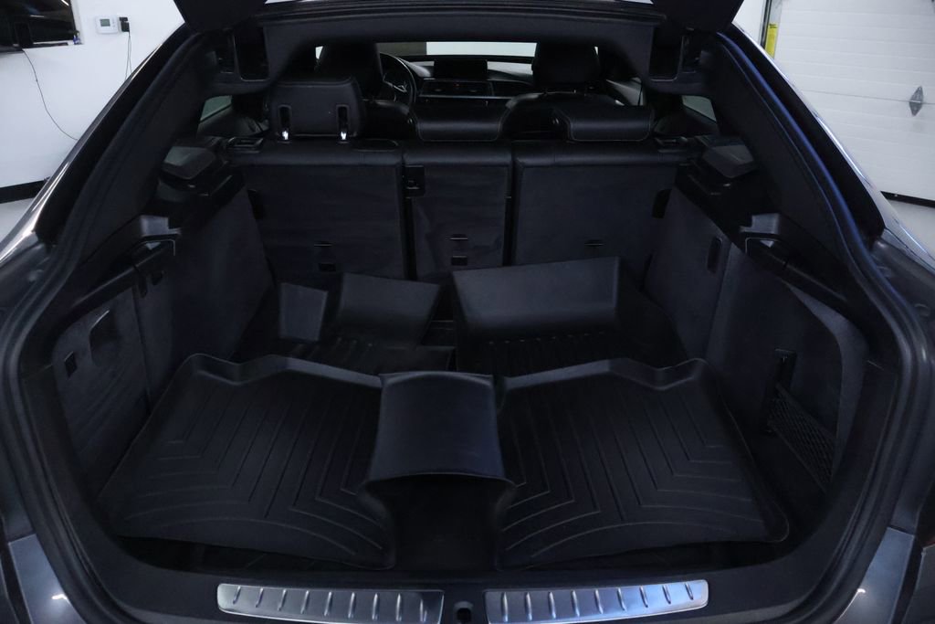 Used 2017 BMW 340i Gran Turismo xDrive image 19