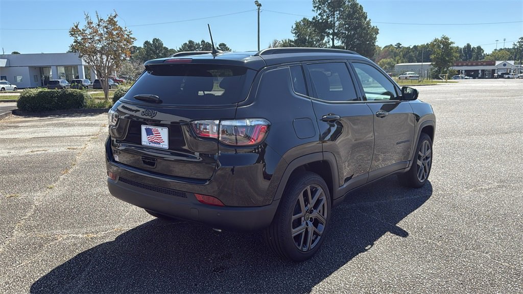 New 2026 Jeep Compass Limited image 8