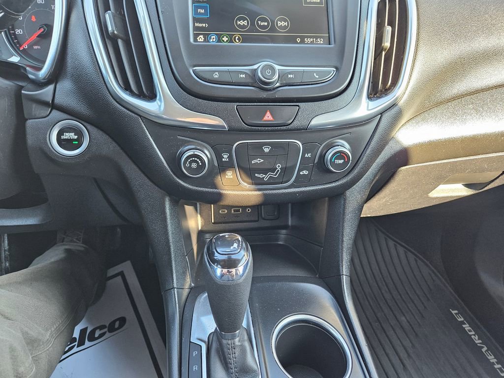 Used 2019 Chevrolet Equinox LT FWD image 16
