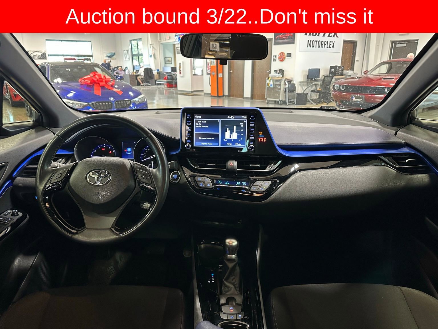 Used 2020 Toyota C-HR XLE image 14