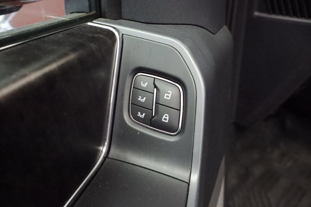 Used 2021 Ford F150 Lariat AWD/4WD image 24