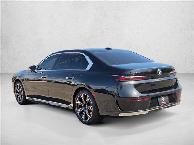 Used 2025 BMW i7 xDrive60 AWD/4WD image 9