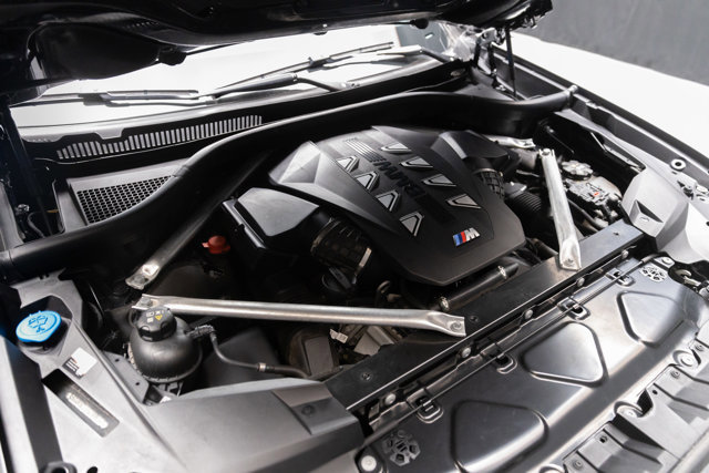 Used 2024 BMW X7 M60i w/ Executive Package image 41