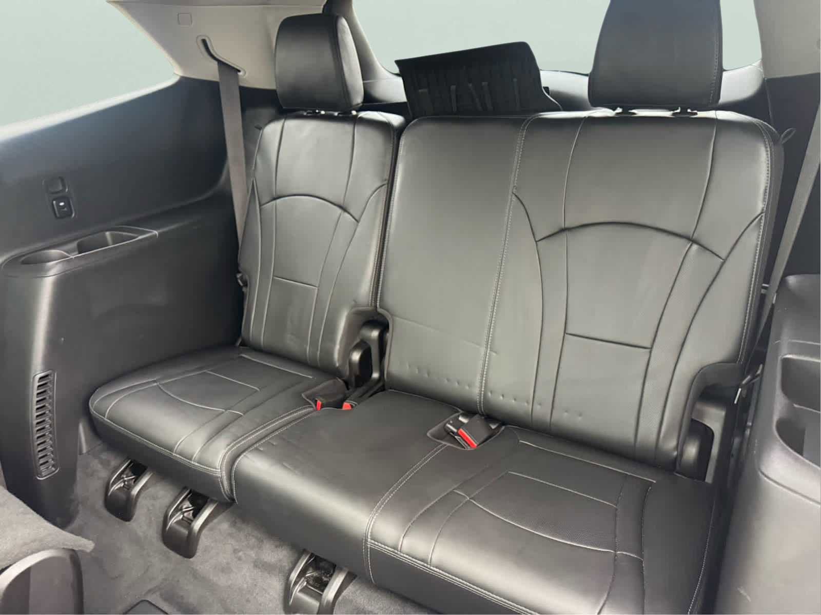 Used 2021 Buick Enclave Avenir image 38