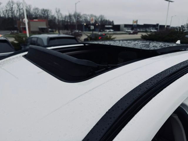 Used 2022 Lincoln Aviator Reserve w/ Equipment Group 201A image 11