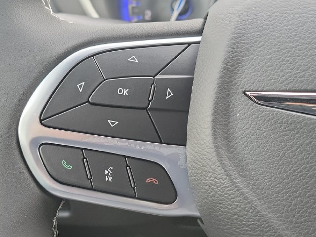 New 2026 Chrysler Voyager LX FWD image 20