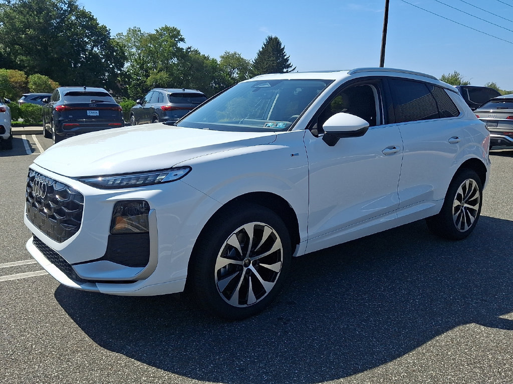 New 2026 Audi Q3 quattro 2.0T AWD/4WD image 5