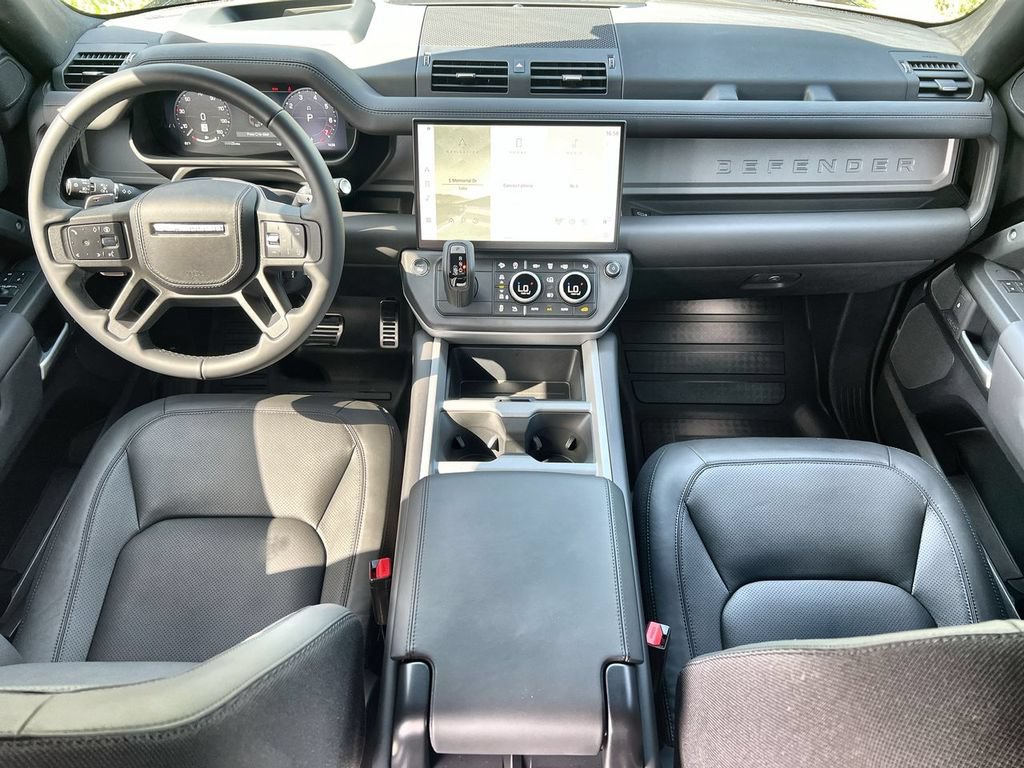 New 2026 Land Rover Defender 130 V8 AWD/4WD image 12