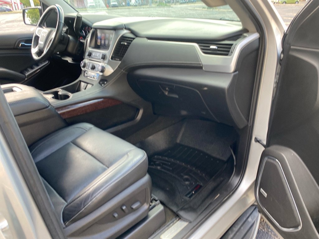 Used 2018 GMC Yukon XL SLT w/ Open Road Package image 31