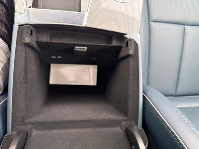 Used 2025 Cadillac Escalade IQ Luxury 2 w/ LPO, Premium Carpet Package AWD/4WD image 25