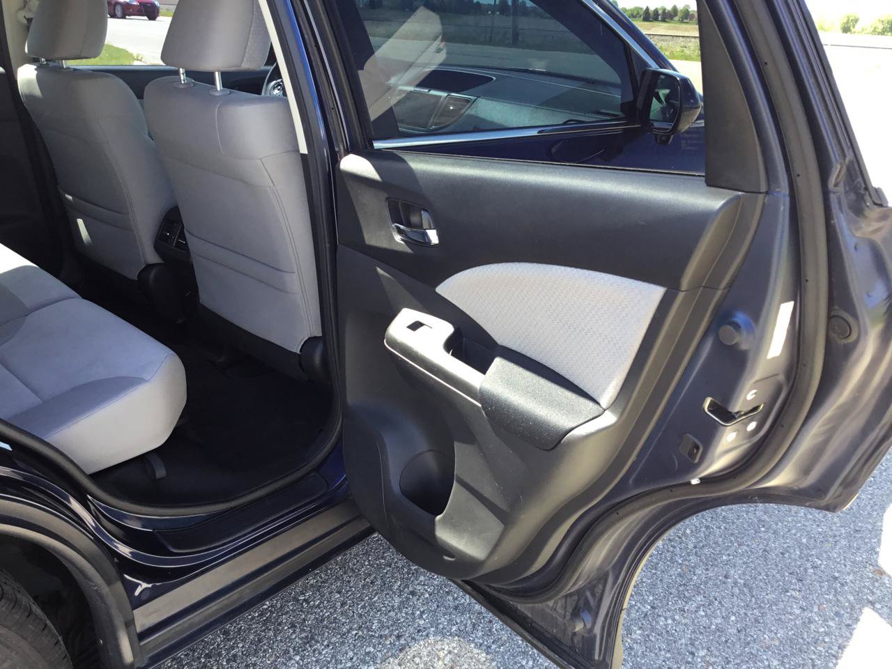 Used 2015 Honda CR-V EX image 18
