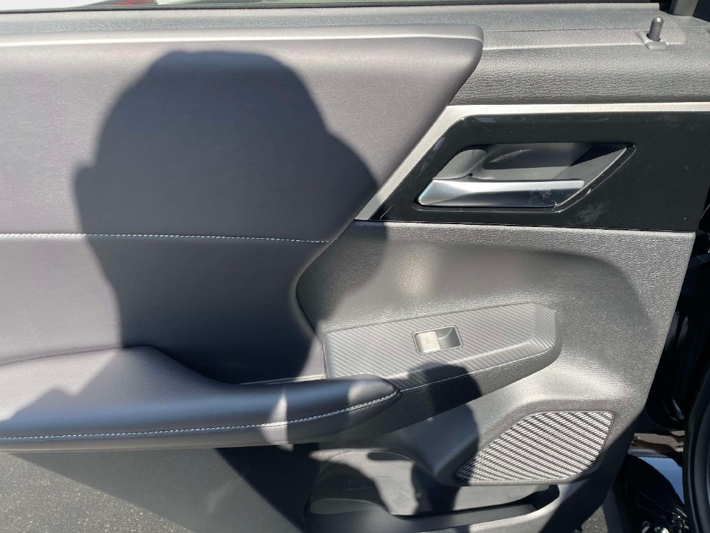 New 2026 Nissan Rogue SL AWD/4WD image 15