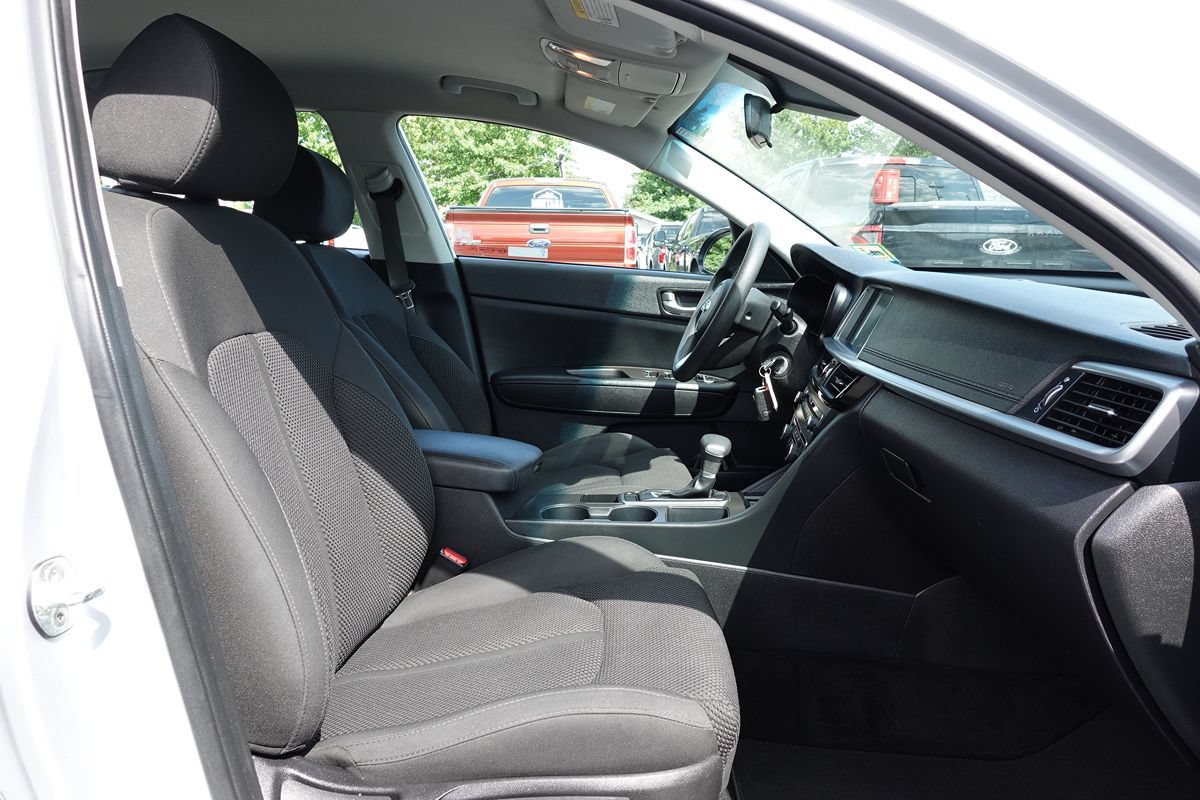 Used 2019 Kia Optima LX FWD image 28