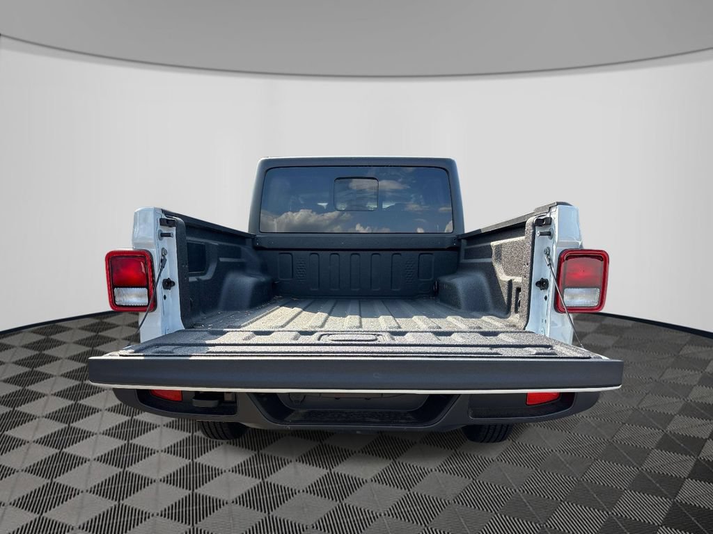 New 2026 Jeep Gladiator Sport AWD/4WD image 4