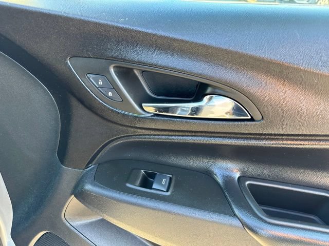 Used 2024 Chevrolet Equinox LT AWD/4WD image 36