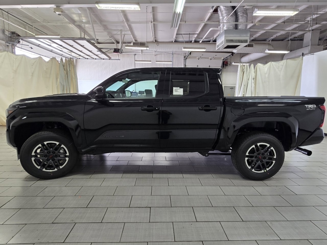 New 2026 Toyota Tacoma SR5 image 11
