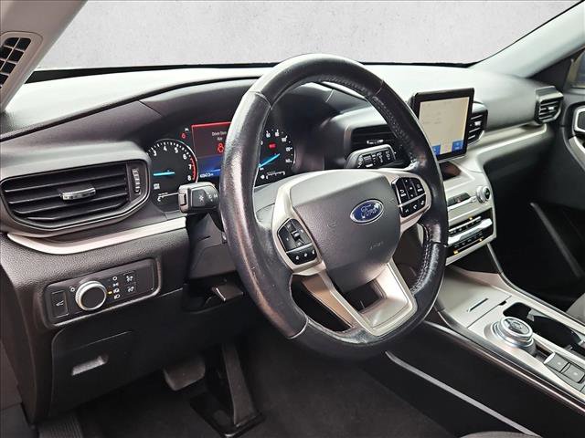 Used 2022 Ford Explorer XLT w/ Class IV Trailer Tow Package image 10