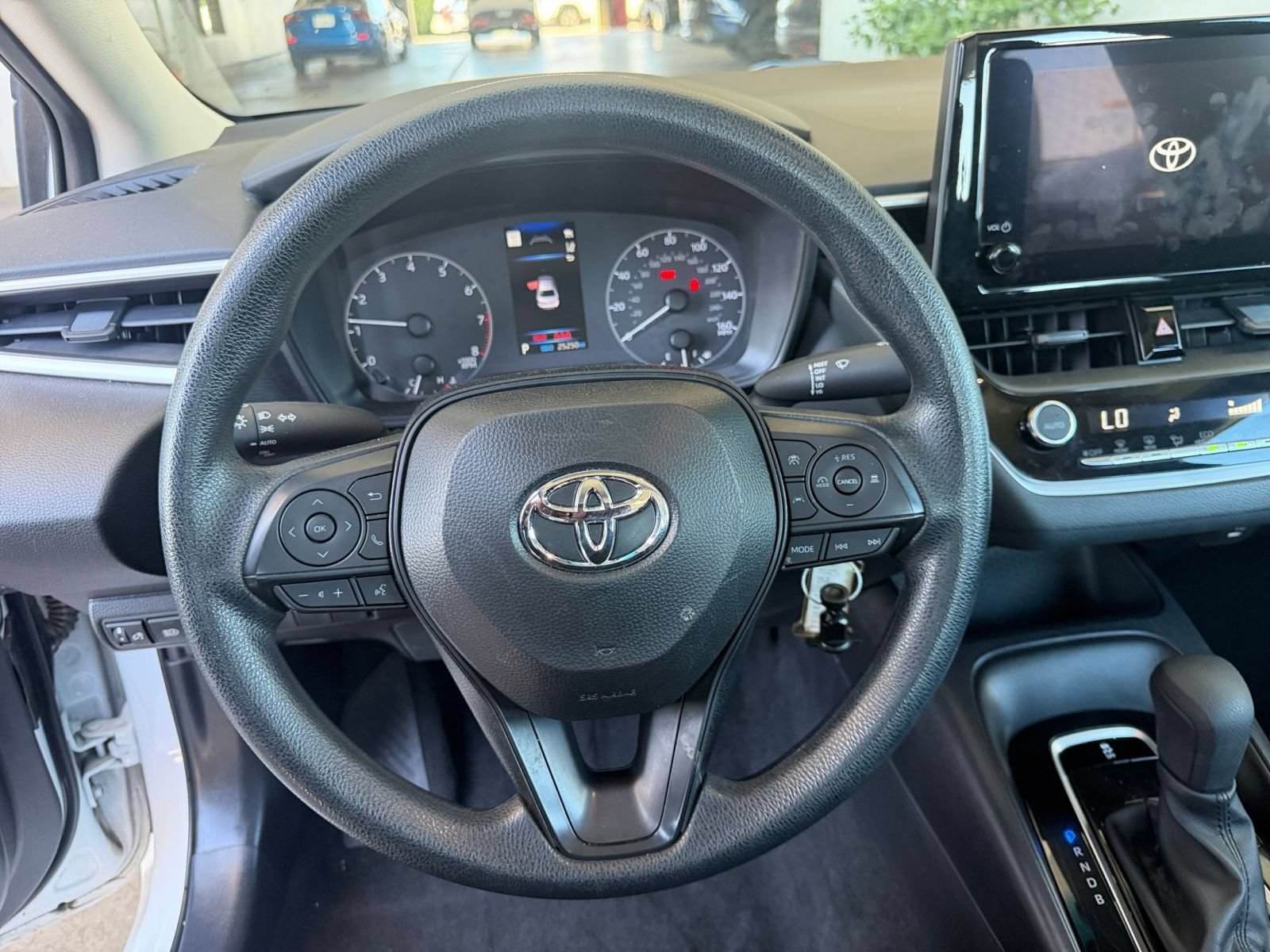 Used 2025 Toyota Corolla LE FWD image 49