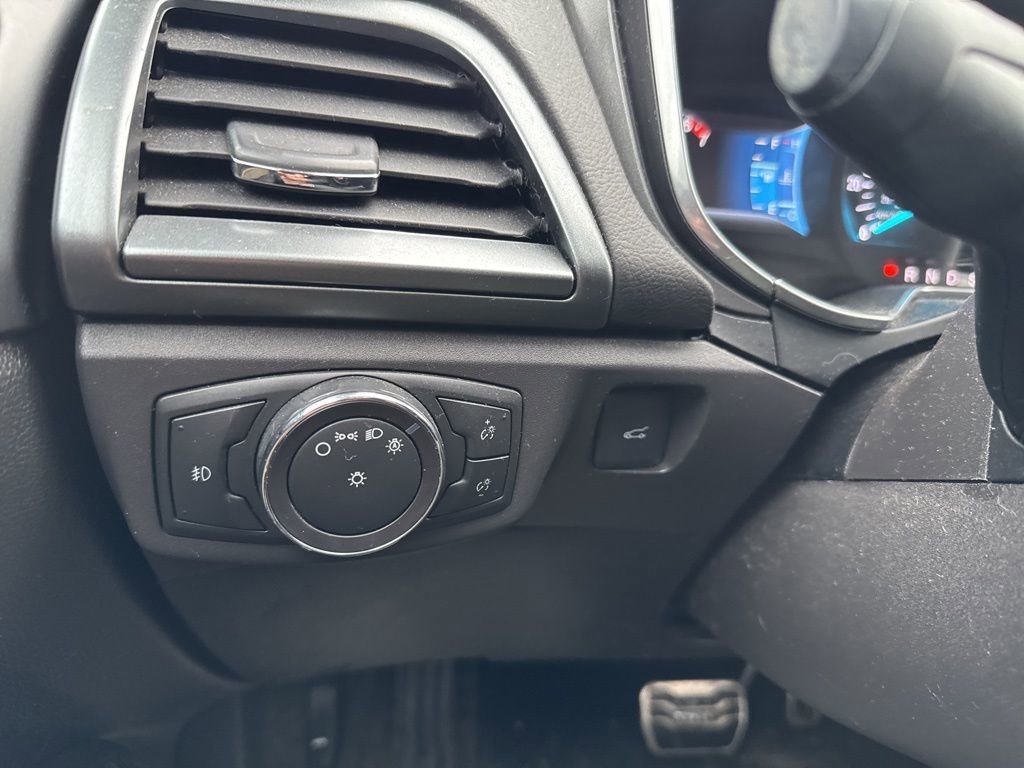 Used 2015 Ford Fusion Titanium image 22