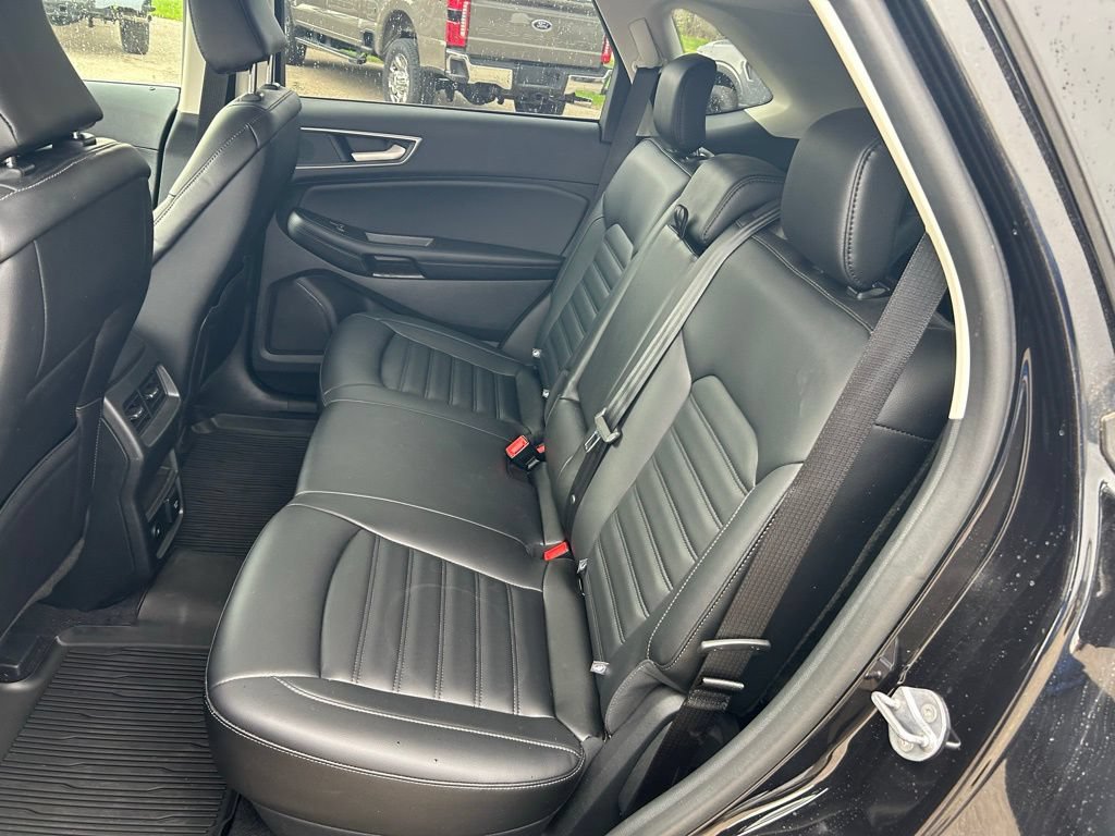 Used 2024 Ford Edge SEL w/ Convenience Package AWD/4WD image 11