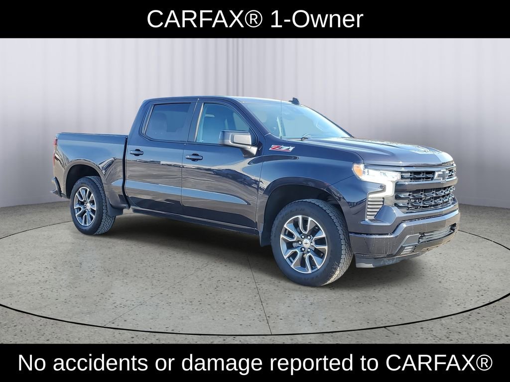 Used 2022 Chevrolet Silverado 1500 RST image 2