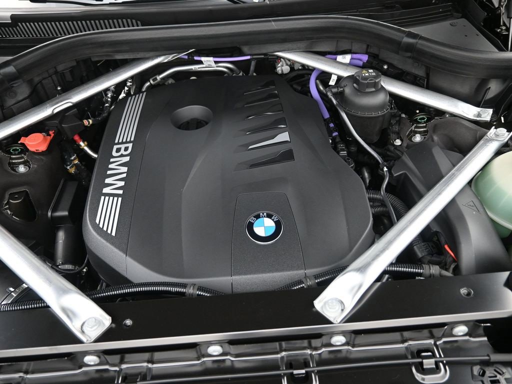 New 2026 BMW X7 xDrive40i w/ M Sport Package image 25