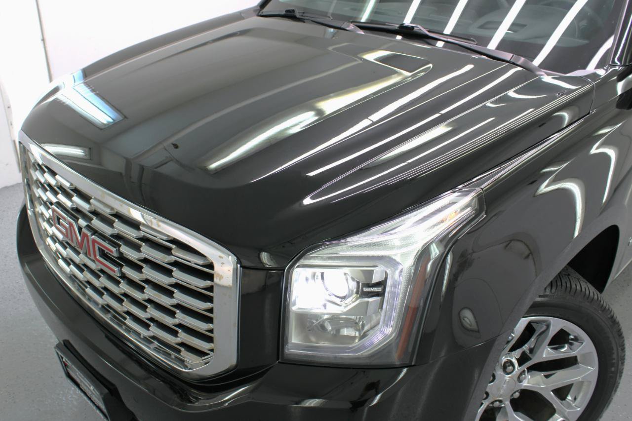 Used 2020 GMC Yukon Denali w/ Denali Premium Package AWD/4WD image 16
