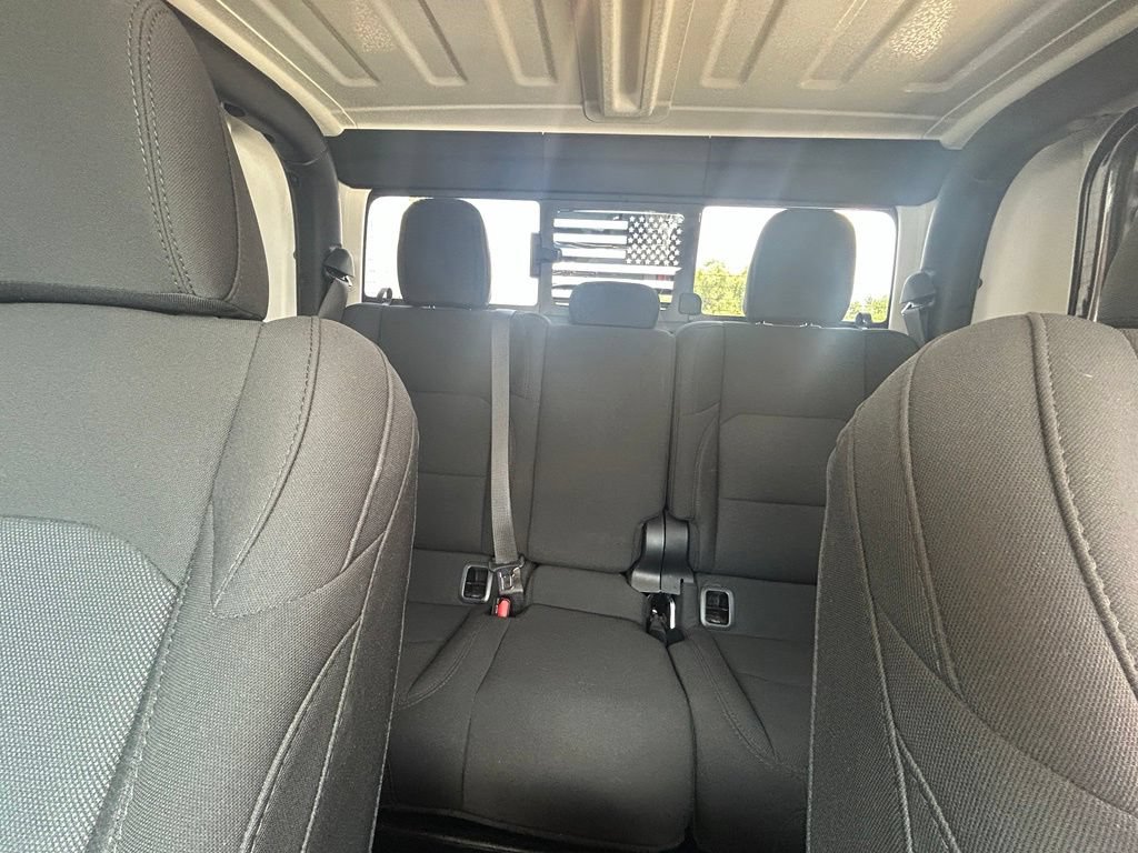 Used 2023 Jeep Gladiator Sport AWD/4WD image 13