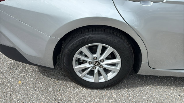 Used 2026 Toyota Camry LE FWD image 12