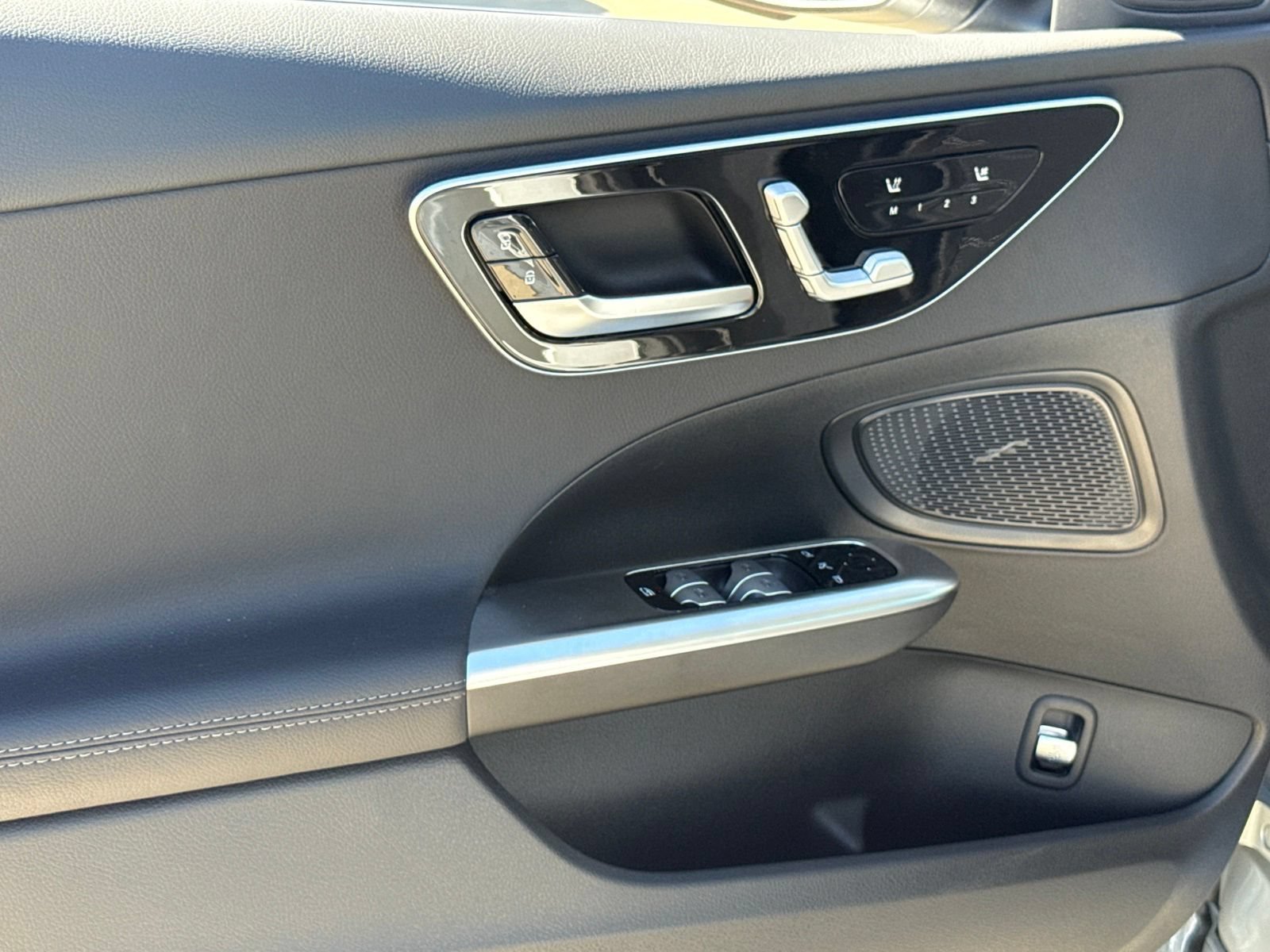 New 2026 Mercedes-Benz C 300 Sedan image 15