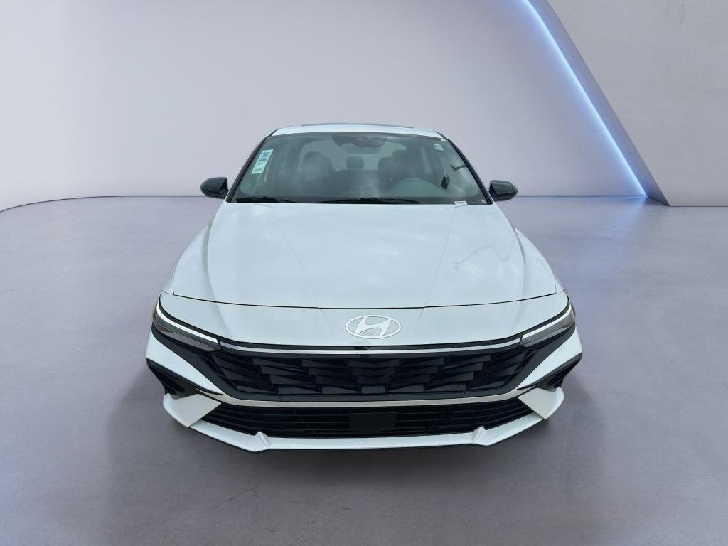 New 2026 Hyundai Elantra SEL Sport Premium FWD image 8